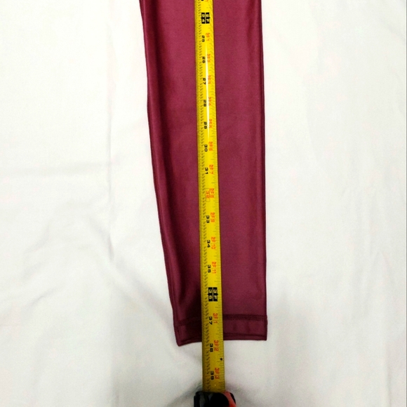 ZYIA Shiny Lipgloss Wine Magenta  Metallic Light N Tight Hi-Rise Sz 12 Leggings - Picture 4 of 11